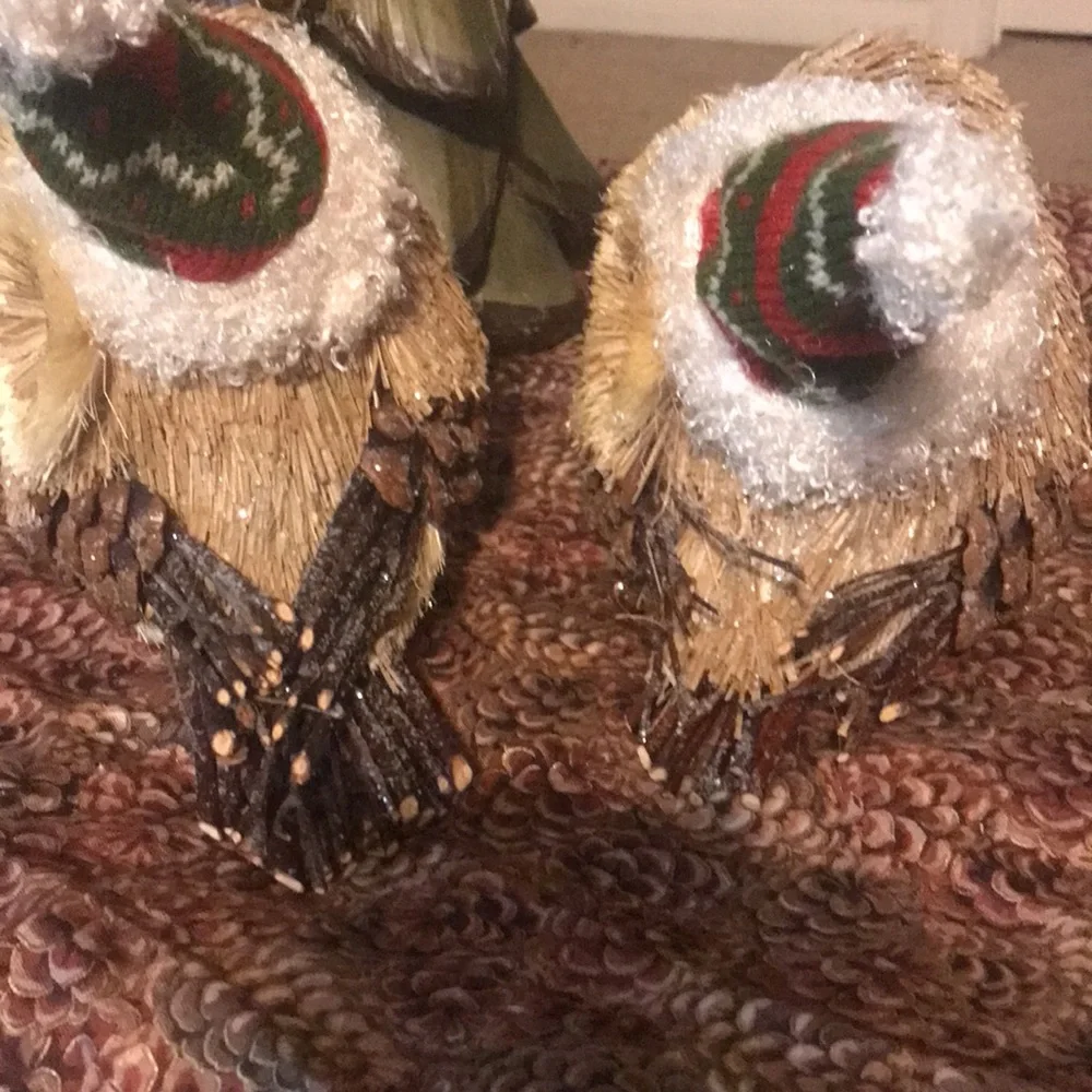 Set of 2 Holiday Owls